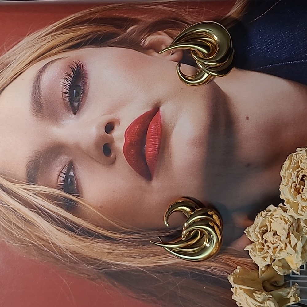 Vintage Premier Designs Wave Swirl Earrings Layered Tiered Puffy Goldtone Post